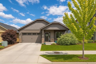 2514 NW Ivy Way, Redmond, OR 97756