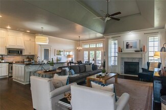 8604 NW 113th Ct, Oklahoma City, OK 73162