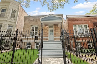 4025 W Adams St, Chicago, IL 60624