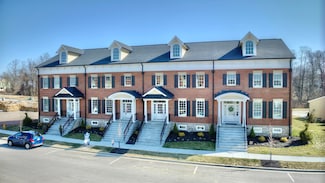 1087 Walburg Ave, Villa Hills, KY 41017