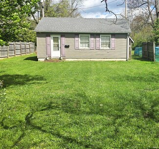 1125 N 3rd St, Boonville, IN 47601