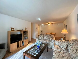 12 Candlewood Ln Unit 2-4, Dennis Port, MA 02639