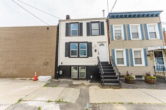 59 Bradford St, Albany, NY 12206