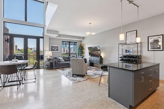 9 W Franklin Ave Unit 309, Minneapolis, MN 55404