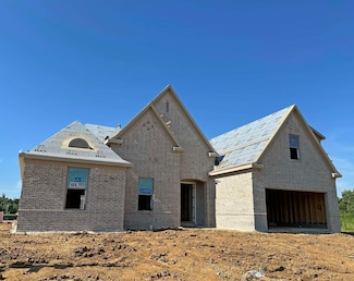 195 Sugalina Valley Dr, Oakland, TN 38060