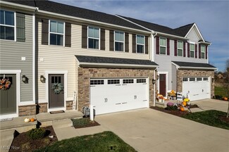 145 Port Ln, Medina, OH 44256