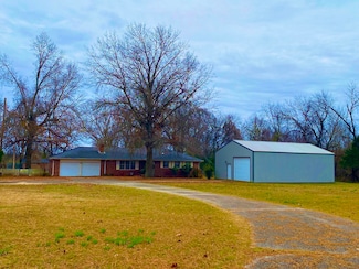 63201 E 282 Rd, Grove, OK 74344