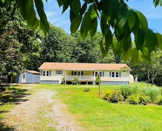 139 Daffodill Dr, Vinton, VA 24179