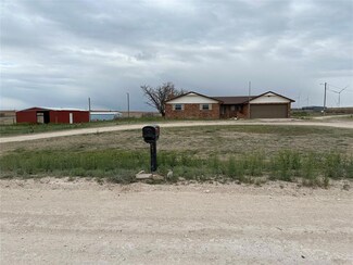 36767 S County Road 186 Unit 186, Fargo, OK 73840