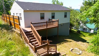 547 North Ave, Ronceverte, WV 24970