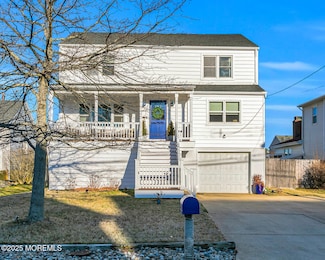68 Waterman Ave, Rumson, NJ 07760