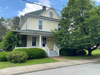 28 Central Ave, Buckhannon, WV 26201