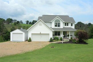 3 Hilltop Rd, Burgettstown, PA 15021