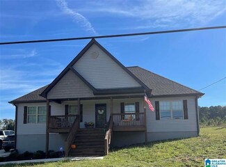 2714 Oscar Bradford Rd, Hayden, AL 35079