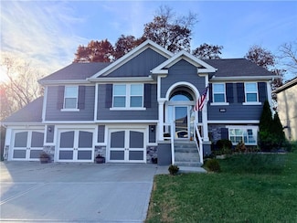 10020 N Lawn Ave, Kansas City, MO 64156