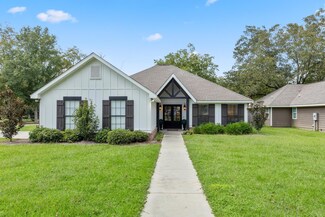 2 2nd St E, Sumrall, MS 39482