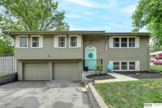 12321 Bel Dr, Omaha, NE 68144