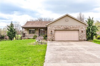 194 Seanor Rd, Irwin, PA 15642