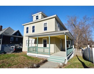 131 Lovell St, Worcester, MA 01603
