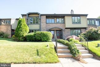 8 Garrison Place, Newtown, PA 18940