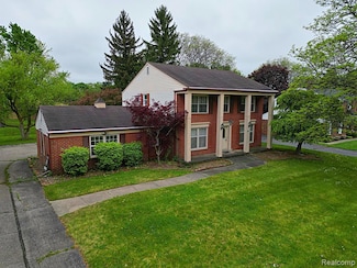 4003 Old Dominion Dr, West Bloomfield, MI 48323
