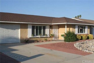 1520 Edgewood Ln, Hemet, CA 92543