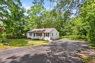 30 Lexington St, Burlington, MA 01803