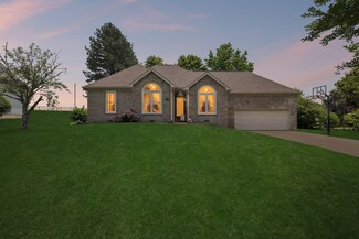 2754 Douglas Ln, Thompsons Station, TN 37179