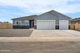 882 Great Basin Ln, Fallon, NV 89406