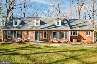 23 Northwoods Rd, Wayne, PA 19087