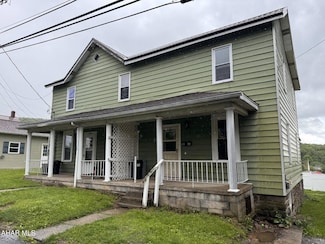 1064 Chestnut St, Nanty Glo, PA 15943