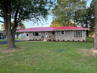 307 Lindenwood St, Tullahoma, TN 37388