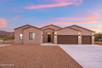 824 S Garfield Ave, Vail, AZ 85641
