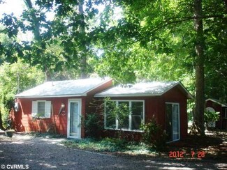 162 Spring Ln, Dunnsville, VA 22454