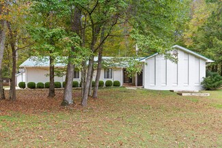 9907 Penneywood Ln, Ooltewah, TN 37363