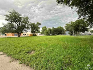 118 E 11th St, Junction City, KS 66441