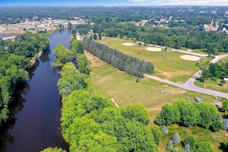 116 Holtwood Way, Oconto, WI 54153