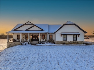 8257 Akron Ave NW, Canal Fulton, OH 44614