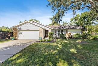 606 136th Ct E, Bradenton, FL 34212