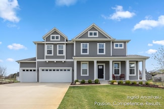 6830 Golden View Dr SE, Grand Rapids, MI 49512