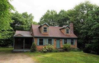 208 Pine Hill Rd, Weare, NH 03281