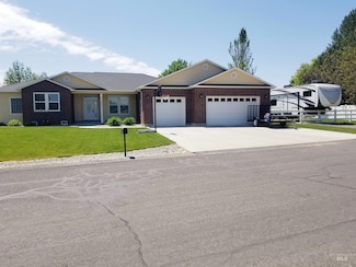 554 Valley Circle Rd, Hagerman, ID 83332