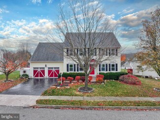 350 Majestic Cir, Dallastown, PA 17313