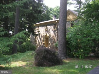 235 White Tail Ln, Media, PA 19063