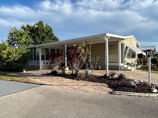 31 Trois Ct, Fort Myers, FL 33908