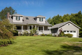 2678 Dorset St, Charlotte, VT 05445
