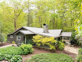 1161 Crab Creek Rd, Hendersonville, NC 28739