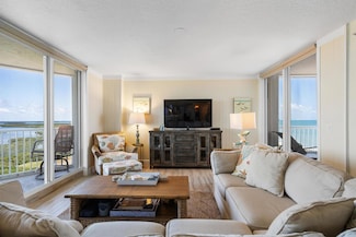 5049 N Highway A1a Unit 1805, Hutchinson Island, FL 34949