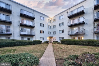 5601 Parker House Terrace Unit 204, Hyattsville, MD 20782