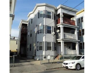 19 Alder St Unit 21, Lawrence, MA 01841